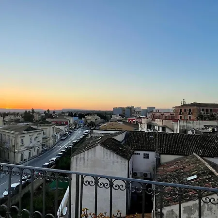 Sunset Giuliana 公寓